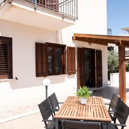 Casa Orchidea Bianca 圣维托罗卡波